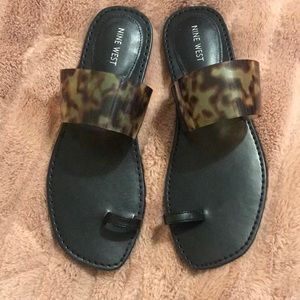 Nine West toe ring sandals